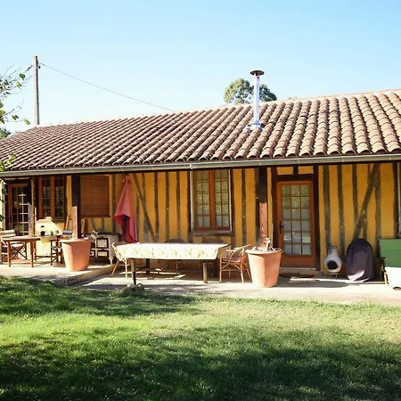 Holiday Domaine A Marmande 1 Hébergement de vacances