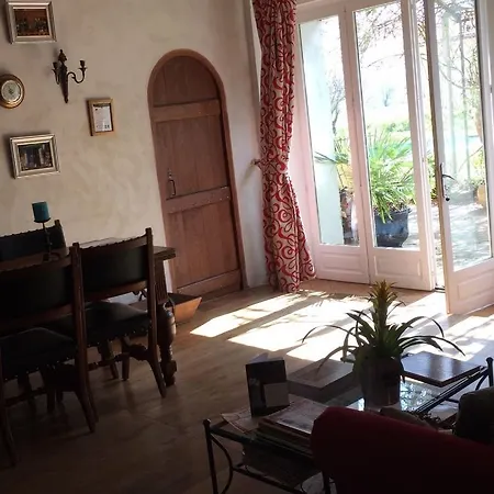 Holiday Domaine A Marmande 1 Hébergement de vacances