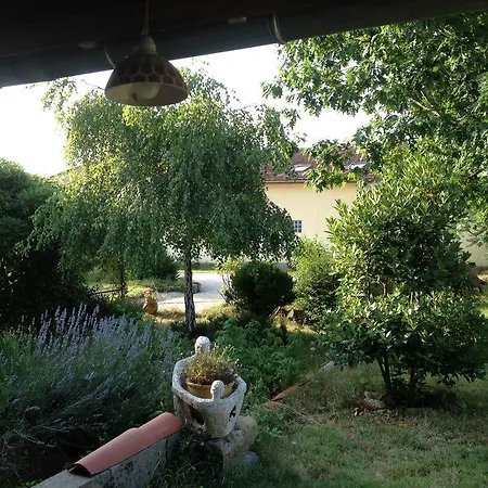 Holiday Domaine A Marmande 1 Hébergement de vacances